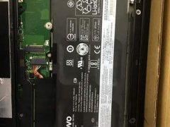 苹果A1286笔记本电脑更换风扇 维修主板不开机